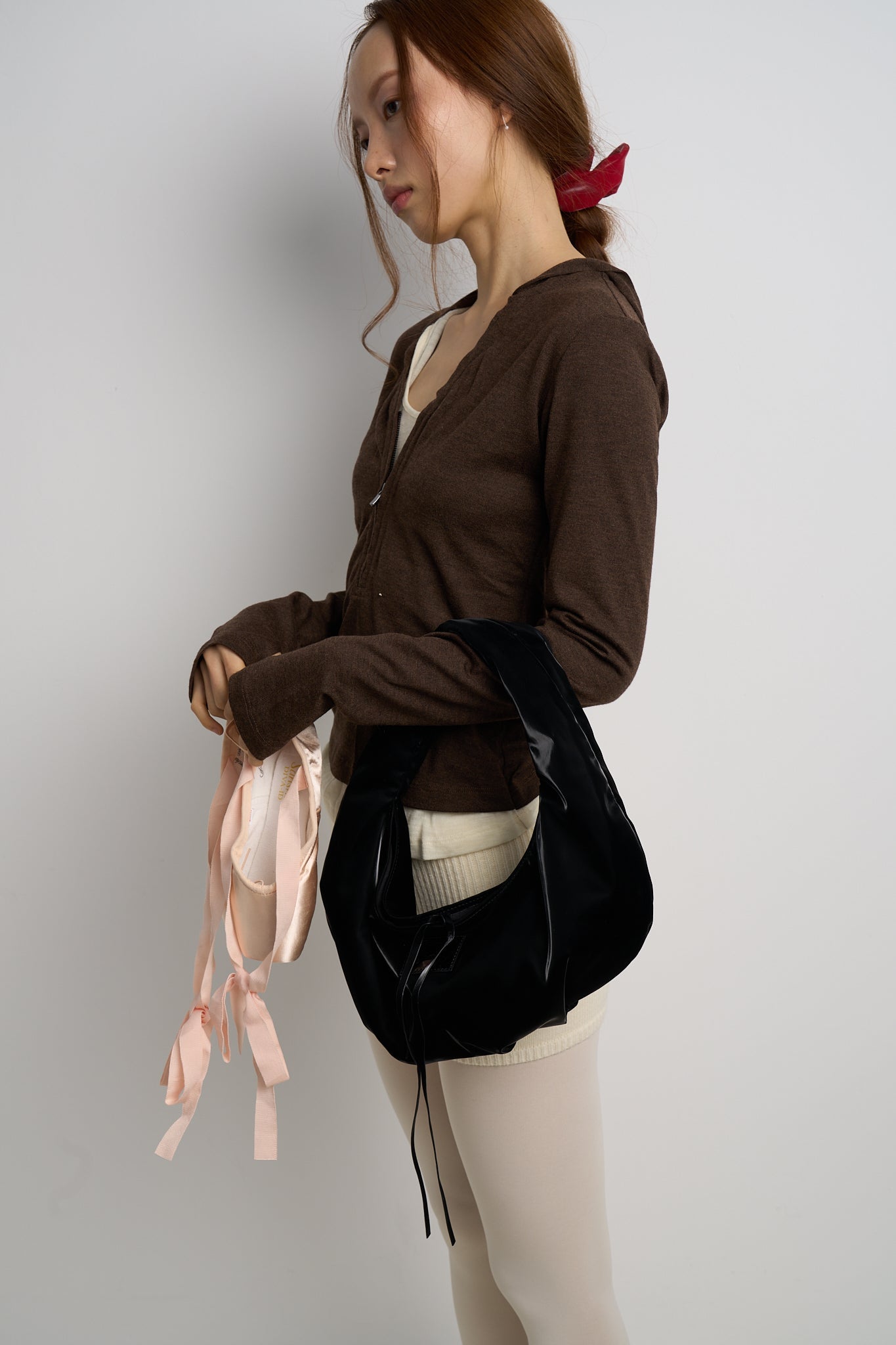 (ブラックベルベット)バレエリング ホーボー-TENERA ベルベットコレクション