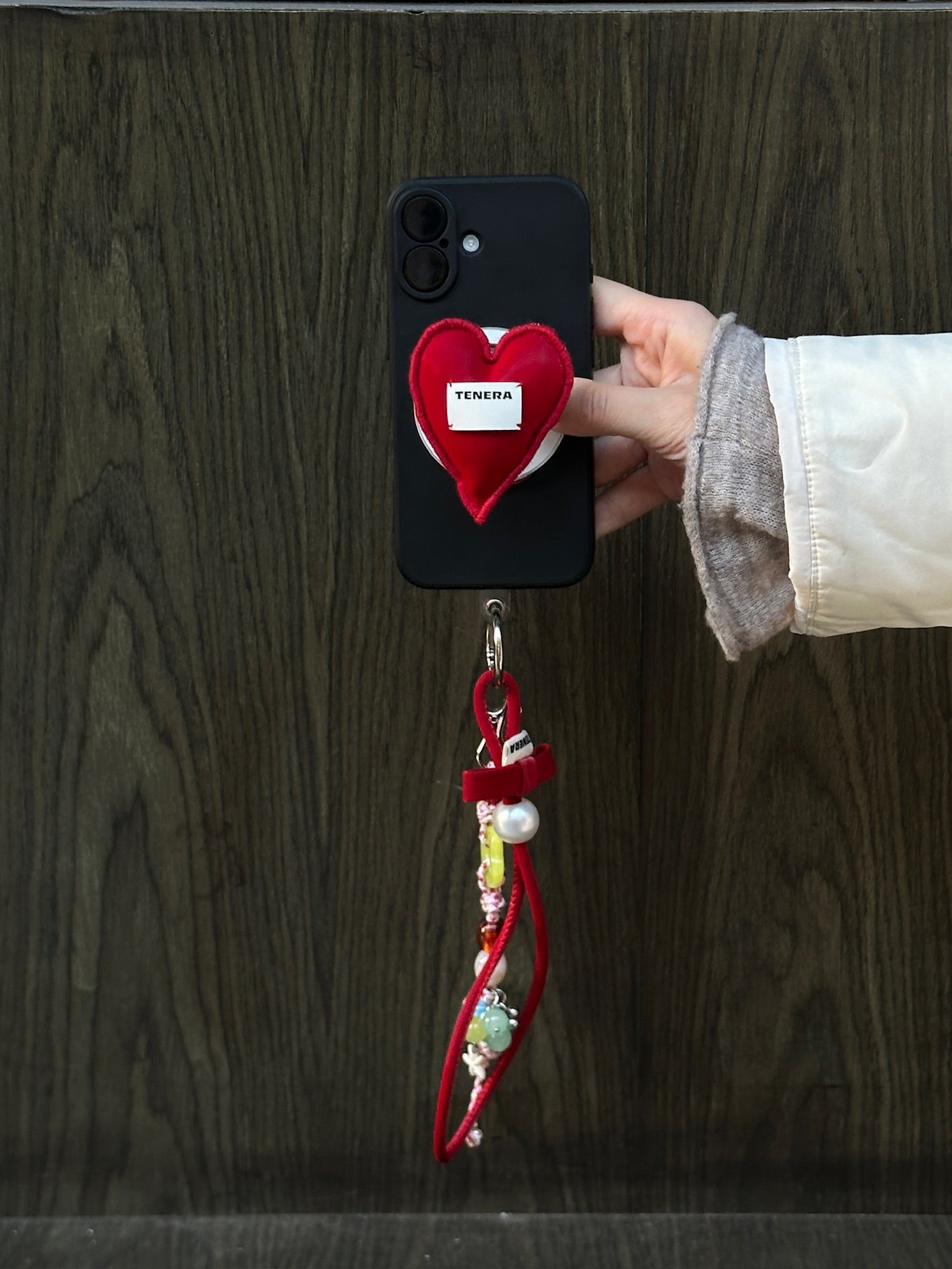 （ベルベットレッド）ベルベット パール ビーズ フォンストラップ TENERA アクセサリーコレクション