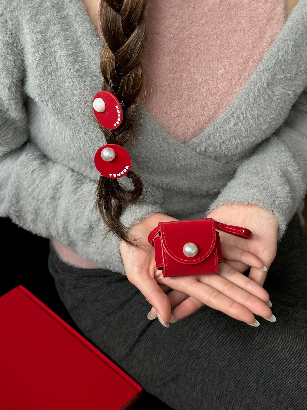 (ベルベットレッド)ベルベットパールヘアクリップ（2個セット）-TENERAアクセサリーコレクション