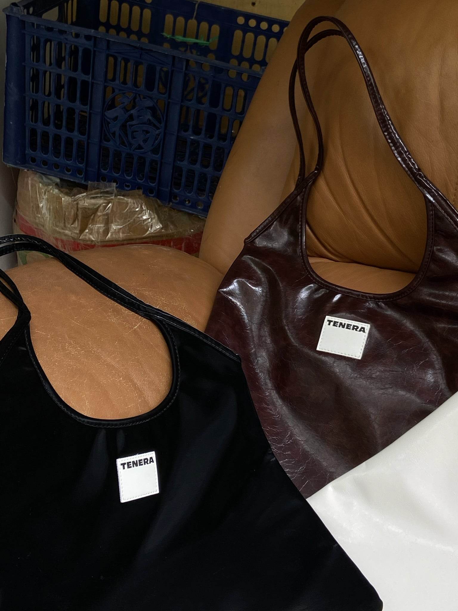 (Black)Tote Bag-TENERA Vintage Collection - TENERA