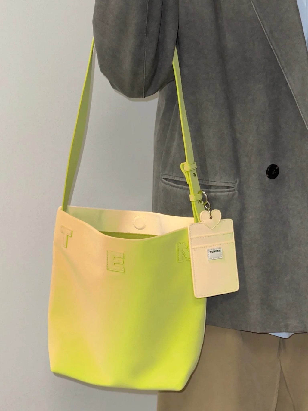 (Creamy Yellow & Olive Green)Color-Block Mini Bucket Bag-TENERA Velvet Collection - TENERA